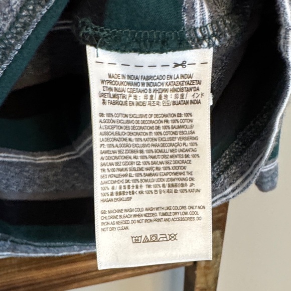 Vans Boy’s Green and Gray Striped Long Sleeve Tee - Picture 4 of 4